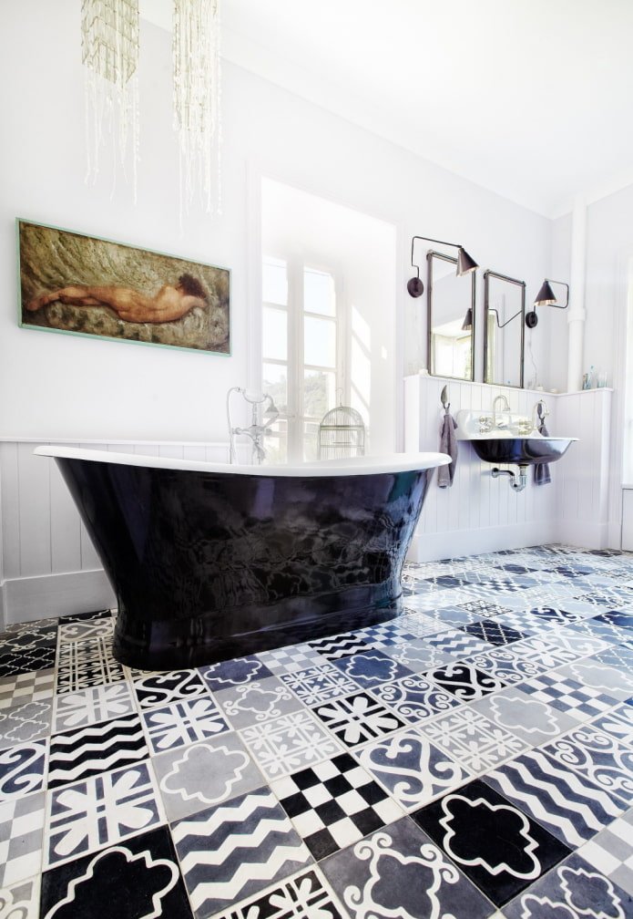 Floor tiles with a black and white pattern