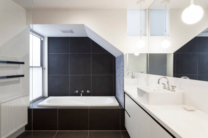 black and white bathroom with a niche