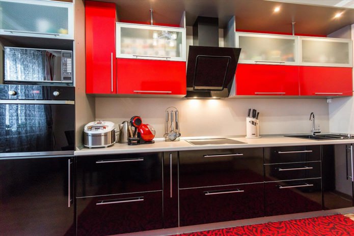 Black and red kitchen set