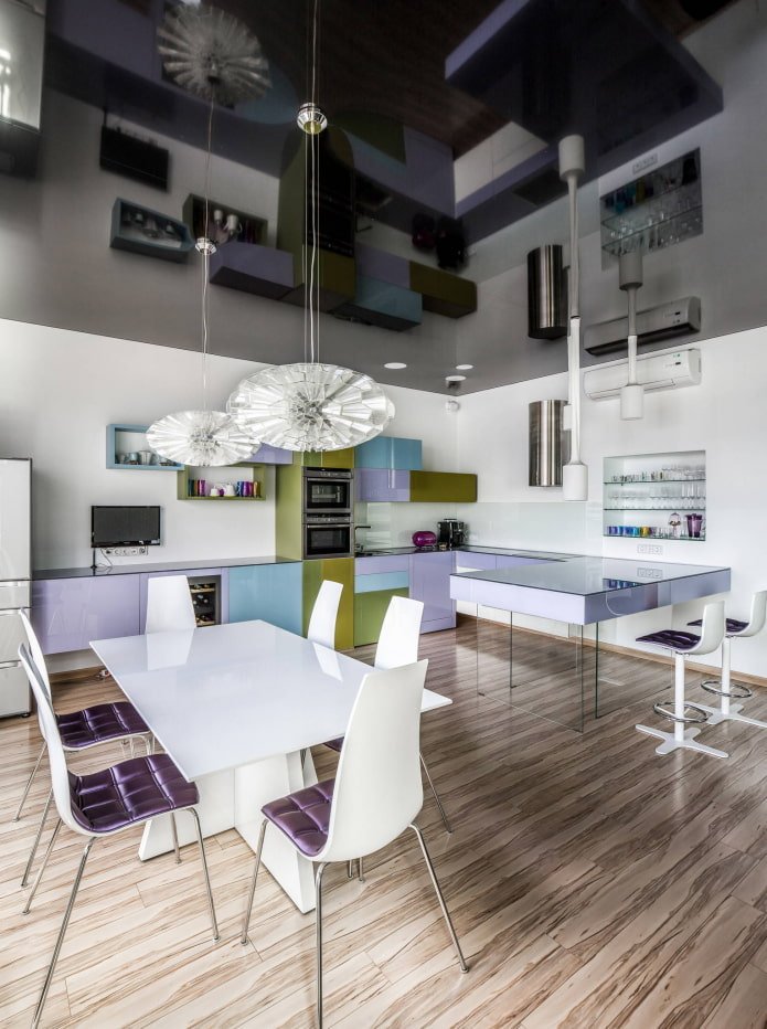 glossy black stretch ceiling in the kitchen
