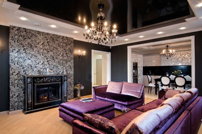 Combined ceiling in the living room