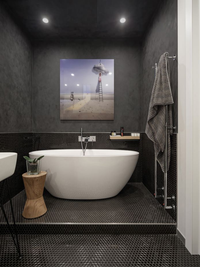 black mosaic in the bathroom