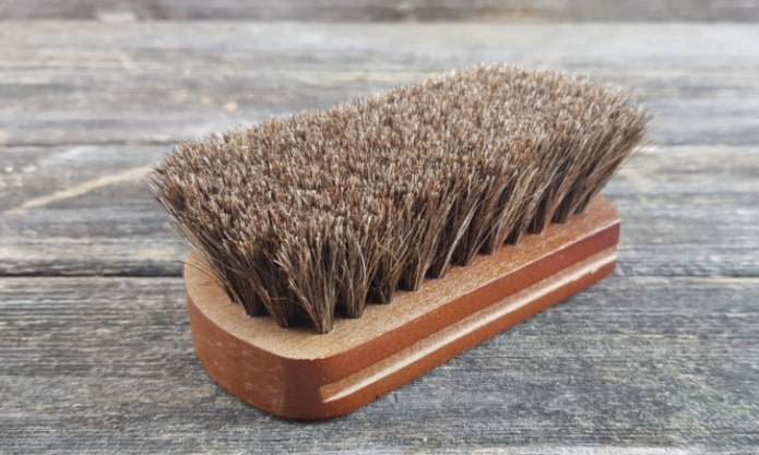 horsehair brush