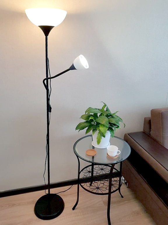 NUT floor lamp