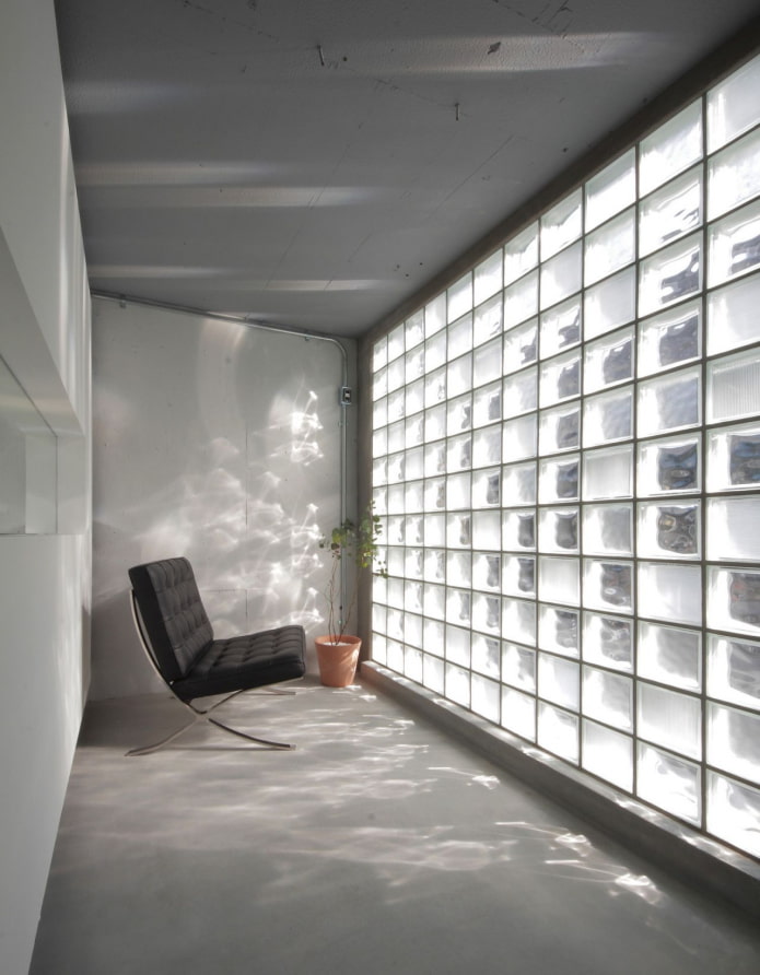 glass block balcony