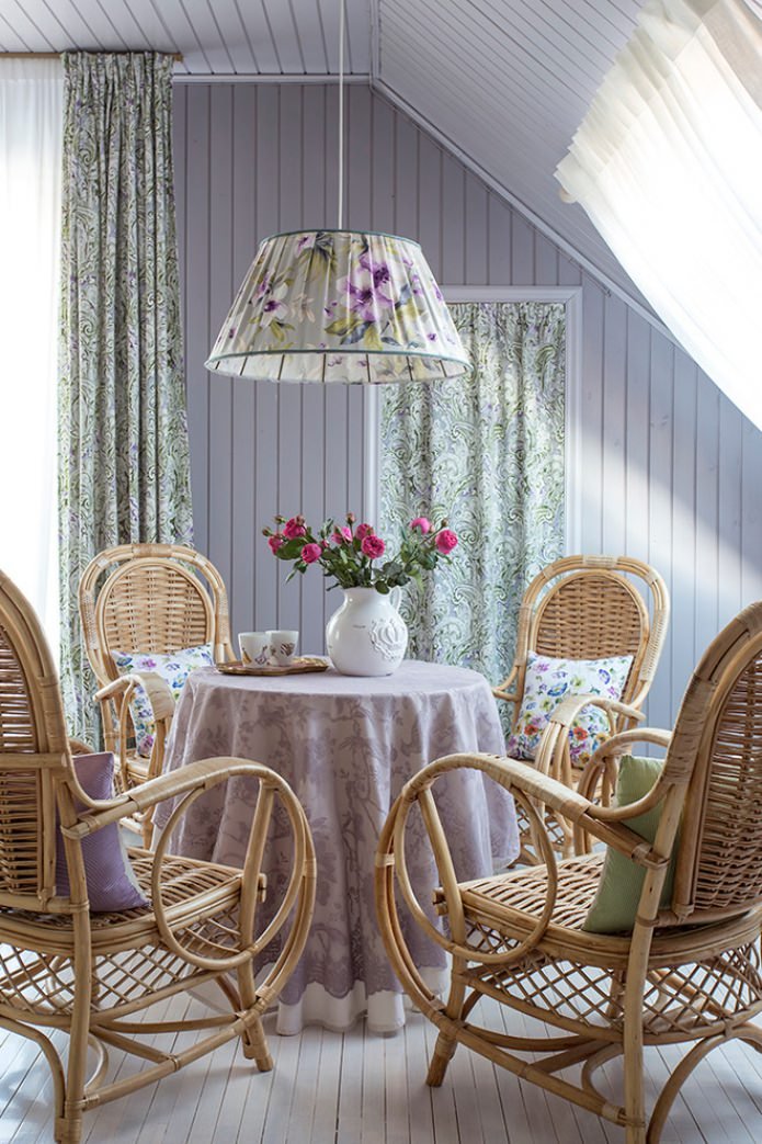 lilac paneling on the walls