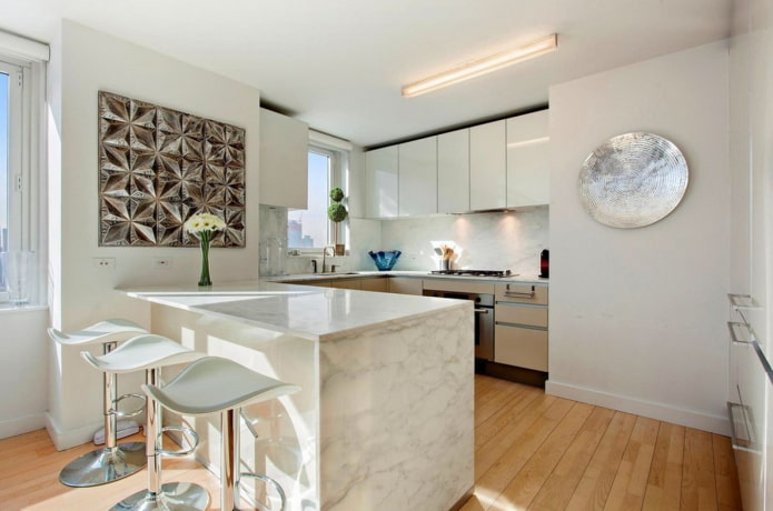 kitchen wall decor in a modern style