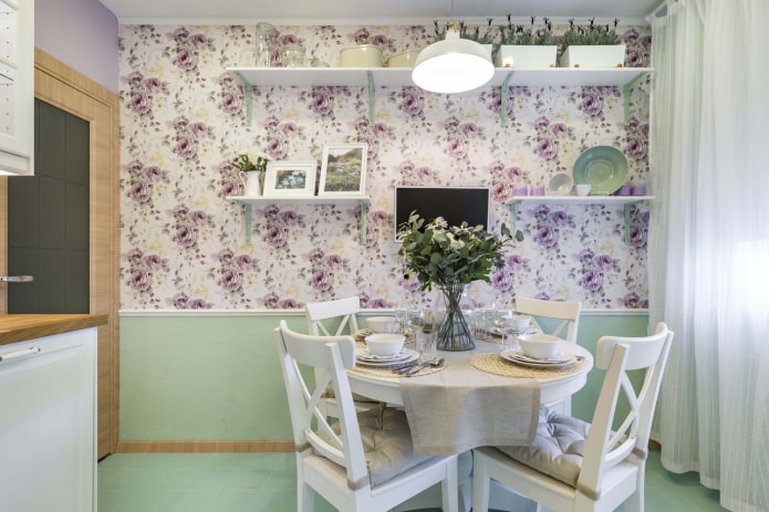 kitchen wall decor in a Provence style