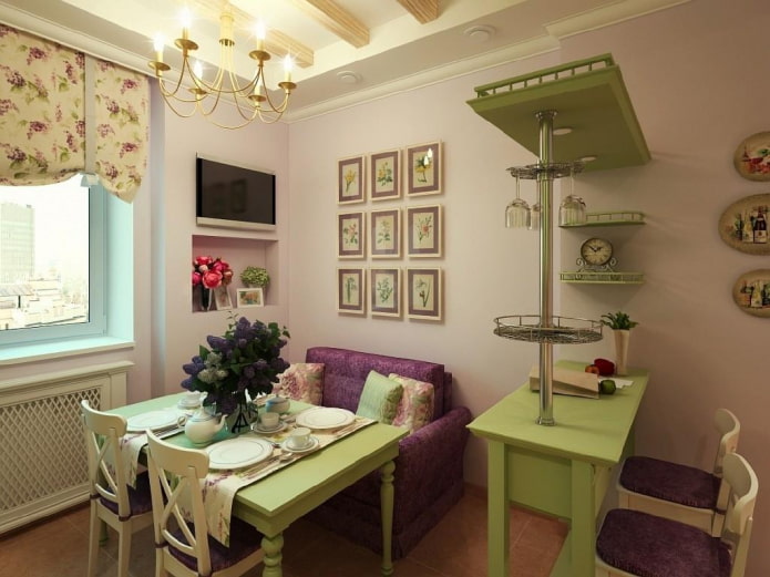 kitchen wall decor in Provence style