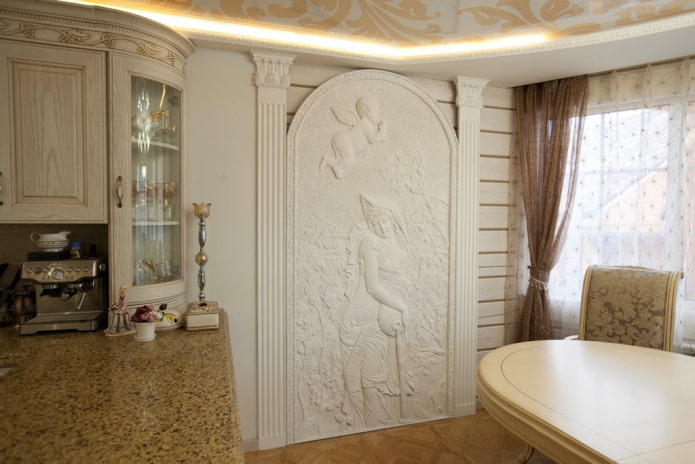 stucco patterns on the wall in the kitchen