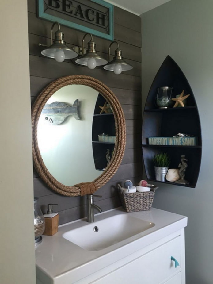 Marine decor