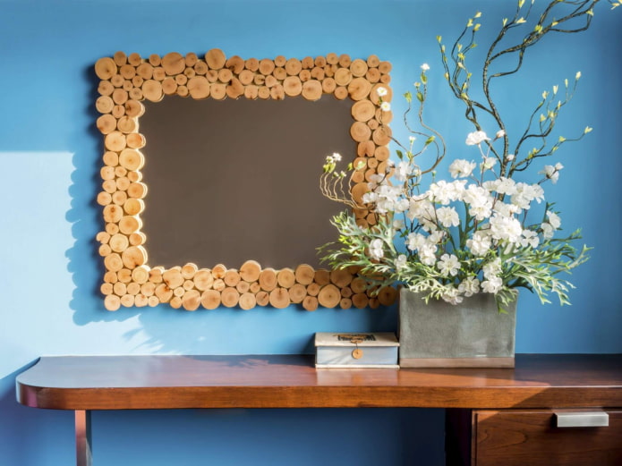 mirror decorated with wooden cuts
