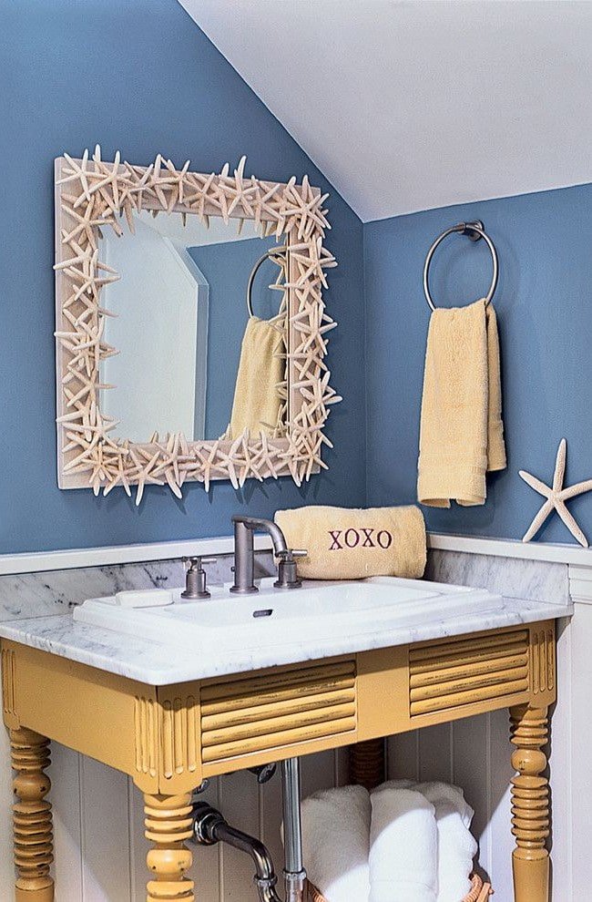 mirror product decor in the bathroom