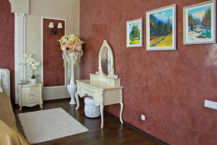 red plaster in the interior