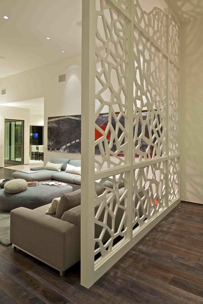 openwork partition in the interior