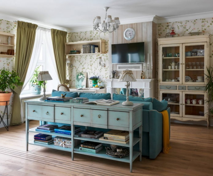 antique furniture in the interior