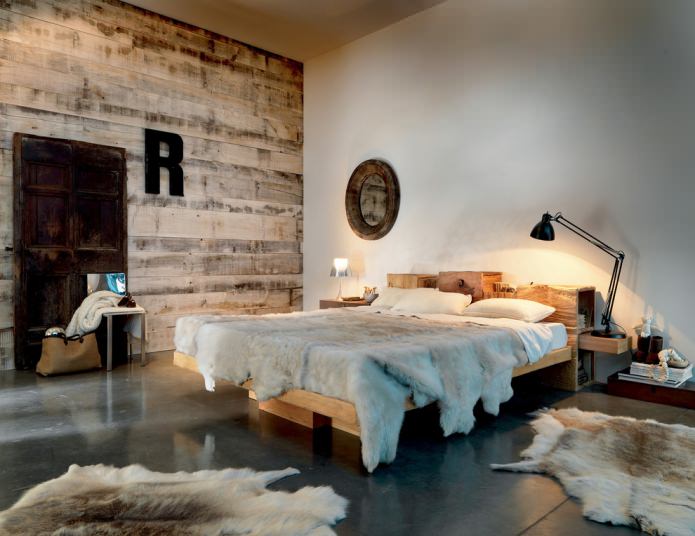 skins in the bedroom