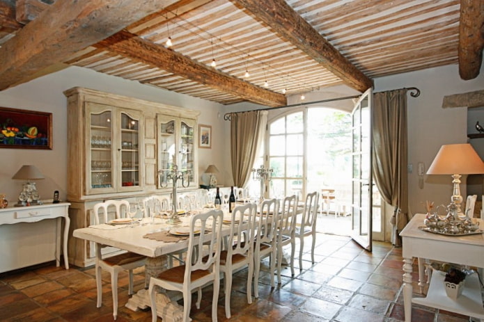 wooden ceiling in the Provence style