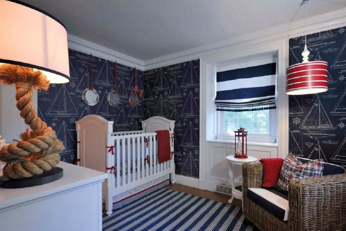 design of a nursery for a newborn in a marine style