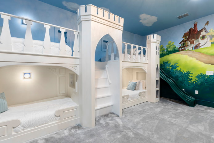 bunk bed-castle in the nursery