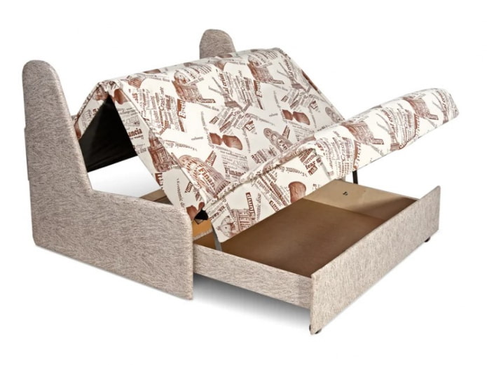 unfolding the accordion sofa