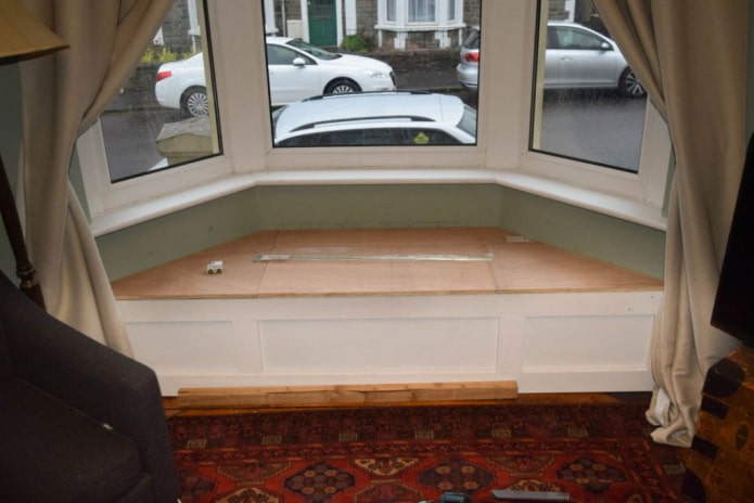step-by-step sofa windowsill