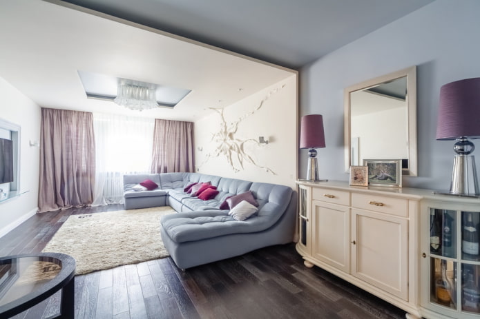 Roomy U-shaped sofa