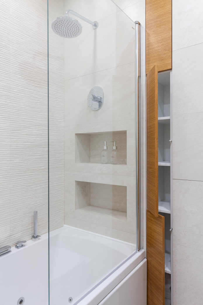 Narrow cabinet