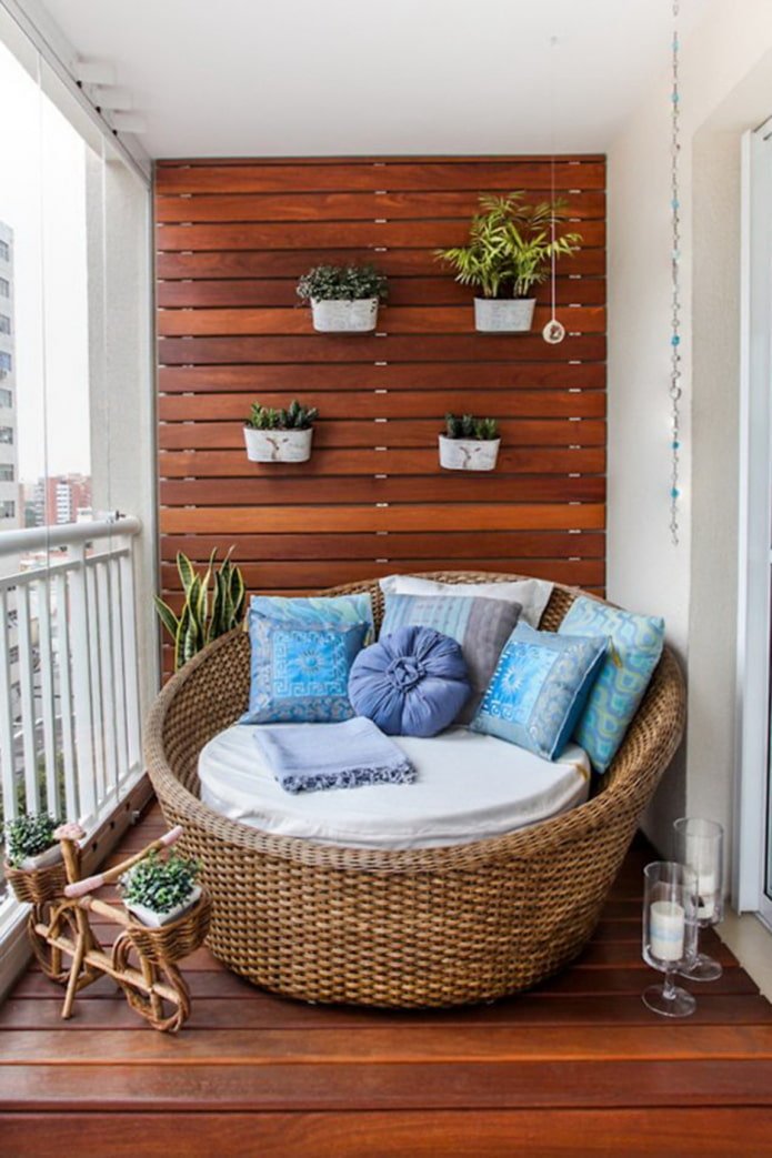 balcony seating area design