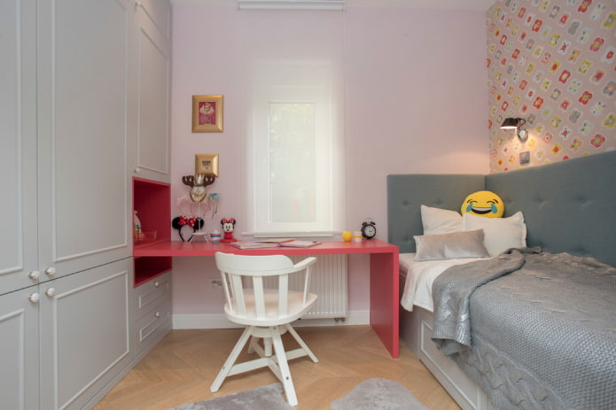 design of a nursery for a girl