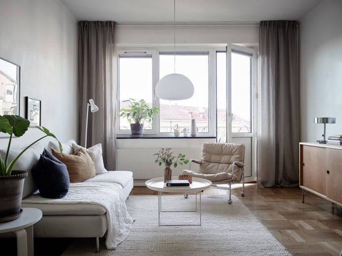 square living room of 16 sq