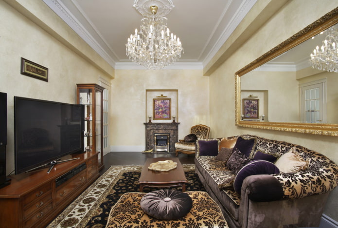 living room 18 square meters in a classic style