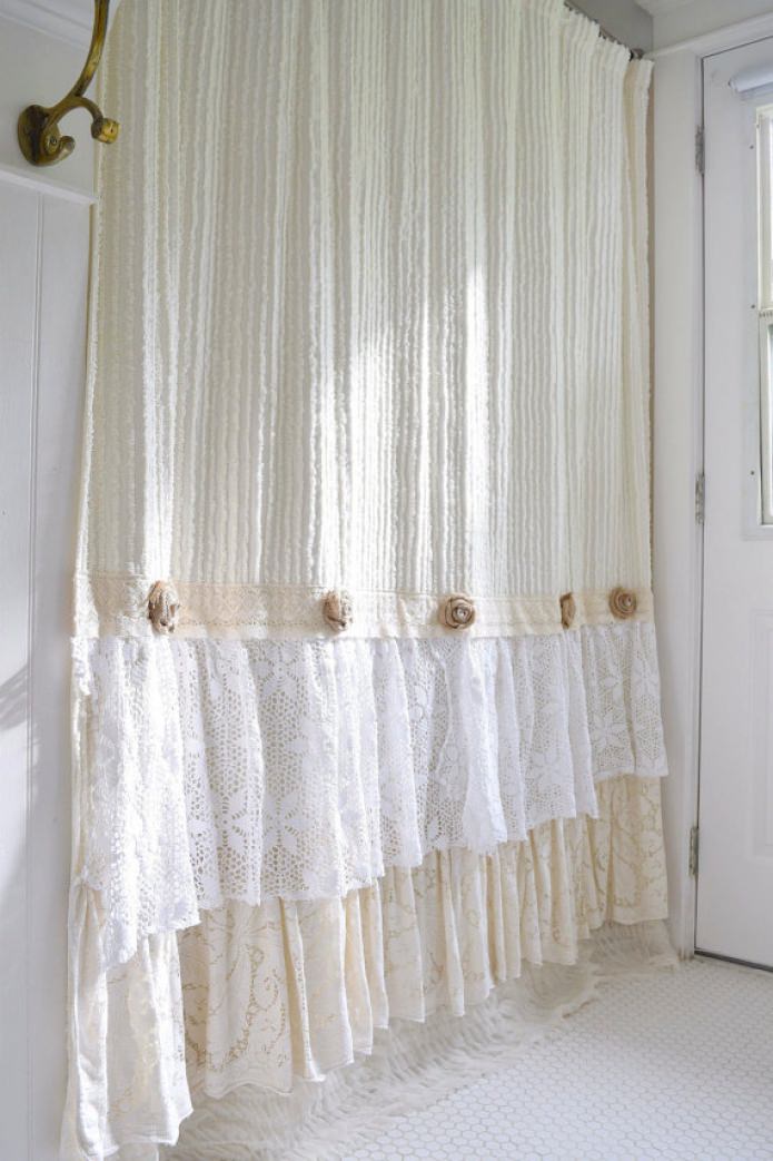curtains with frills