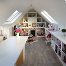 How to decorate a room in the attic?-2