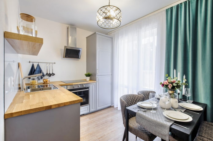 lighting of a kitchen of 10 sq