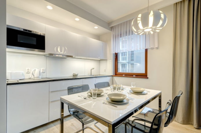 lighting of a kitchen of 10 sq
