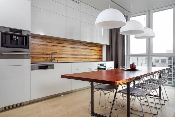 panoramic windows in the apartment