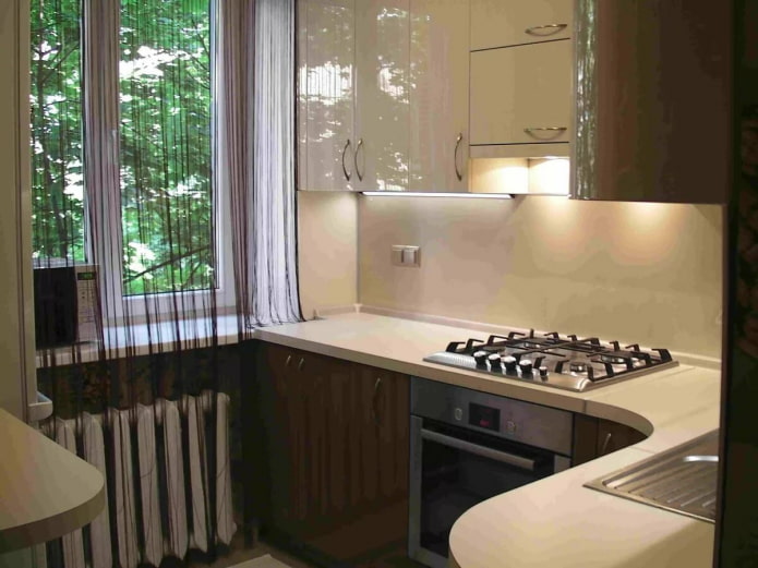 kitchen 2 by 2 meters