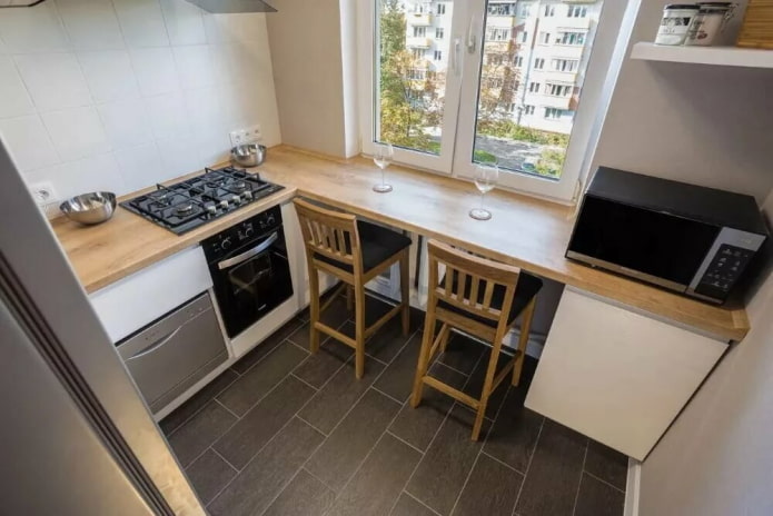 tiles with paint in the kitchen