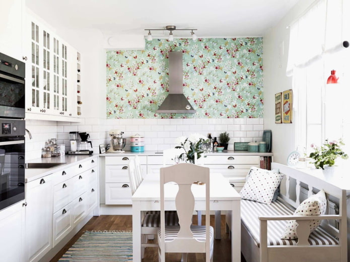 kitchen area of 8 sq. m in Provence style