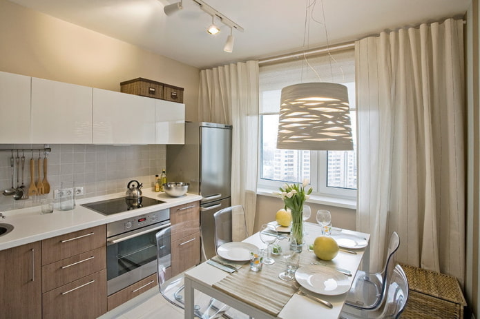 lighting in a kitchen of 8 sq m