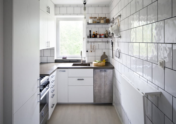 kitchen set of 8 sq. m