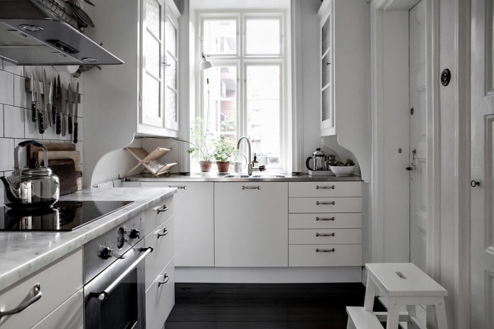 kitchen interior of 8 sq. m with a window