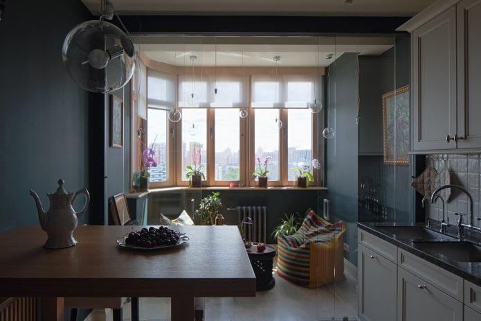 curtains in the interior of the kitchen combined with the loggia