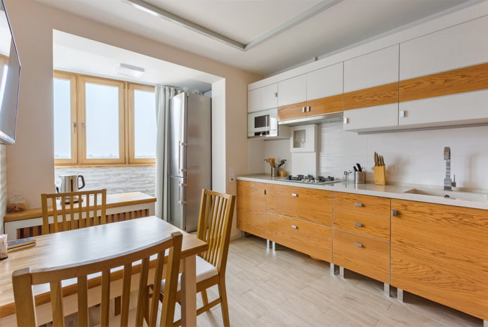 planning of a kitchen combined with a loggia