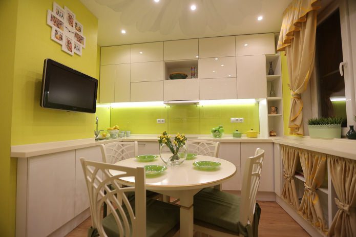 kitchen decoration in salad tones