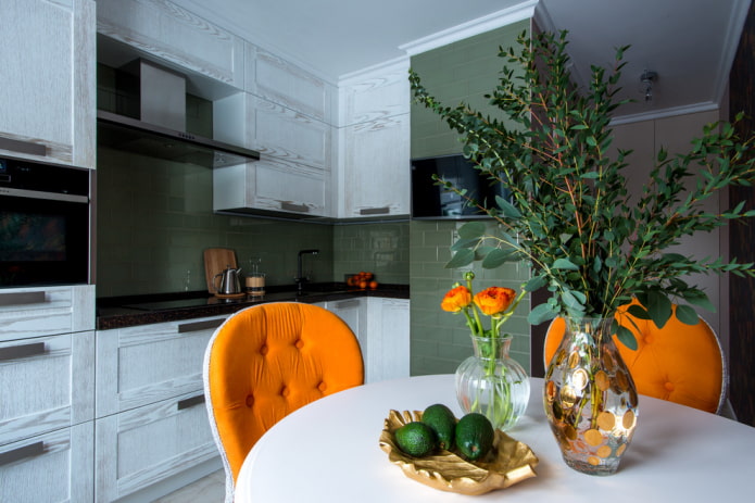 General view of the kitchen
