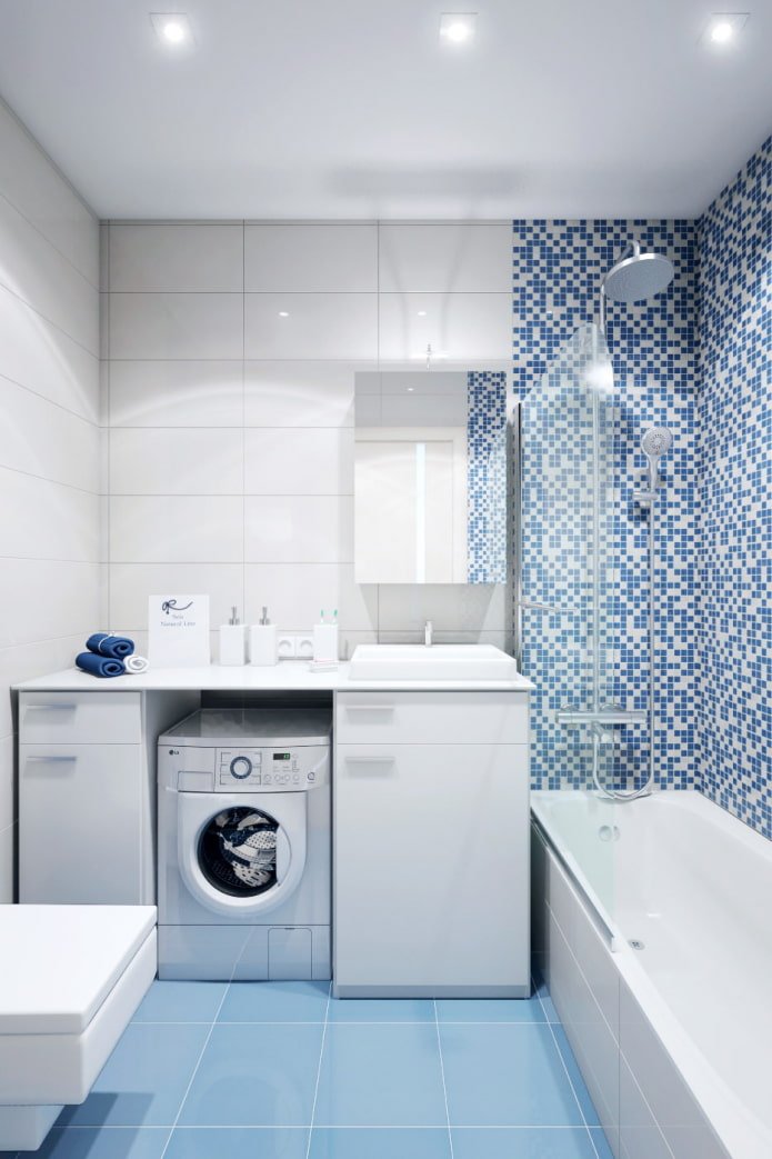 Bathroom in a two-room apartment of 46 m