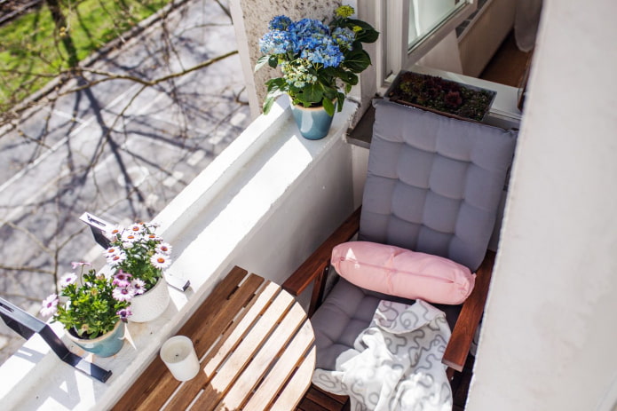 open balcony design