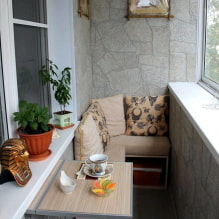 How to beautifully decorate a small balcony-1